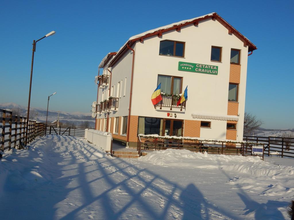 Pensiunea Cetatea Craiului Rîşnov Esterno foto