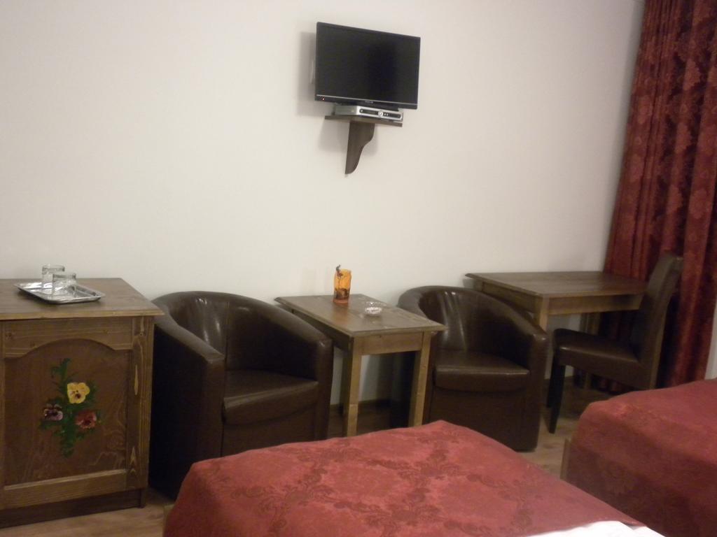 Pensiunea Cetatea Craiului Rîşnov Camera foto
