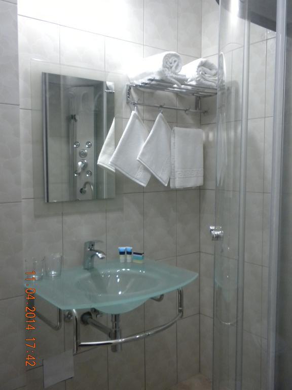 Pensiunea Cetatea Craiului Rîşnov Camera foto