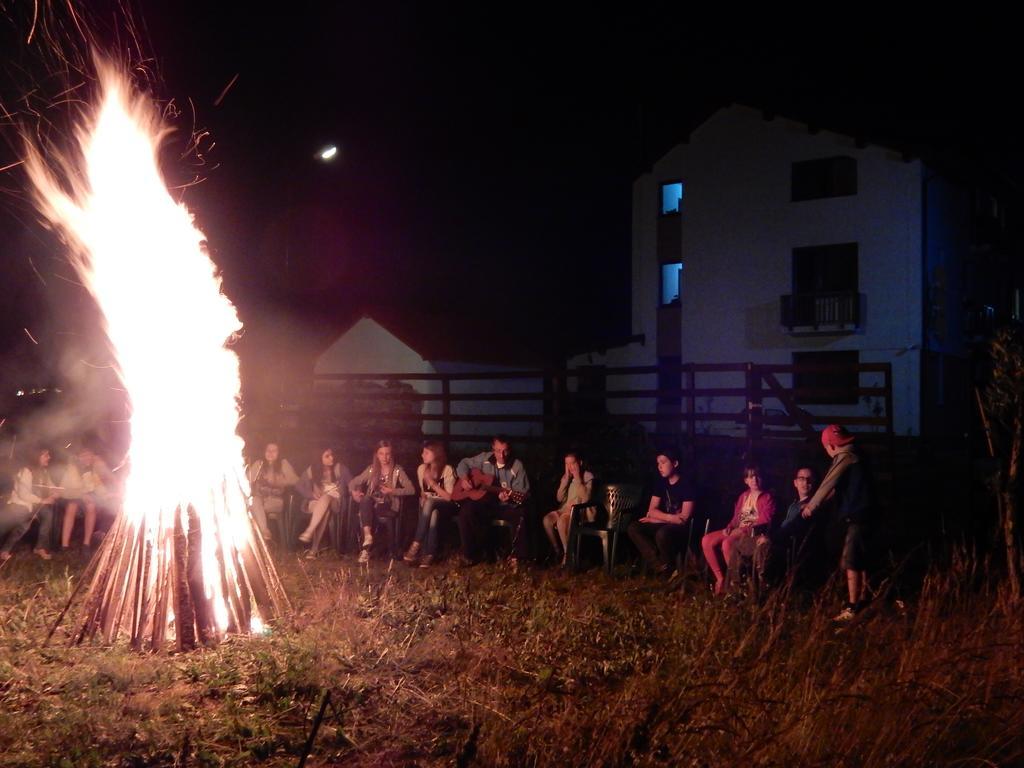 Pensiunea Cetatea Craiului Rîşnov Esterno foto